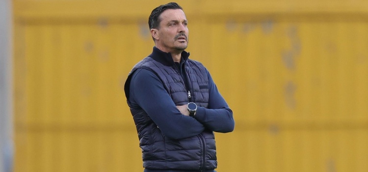 米兰官方：奥多续约至2027年，继续担任预备队主教练