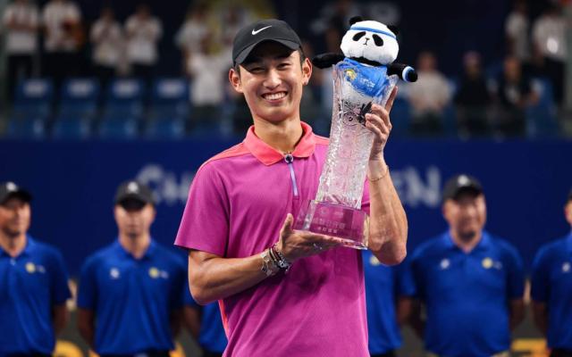 开云-05后商竣程刷新历史 生涯首夺巡回赛冠军