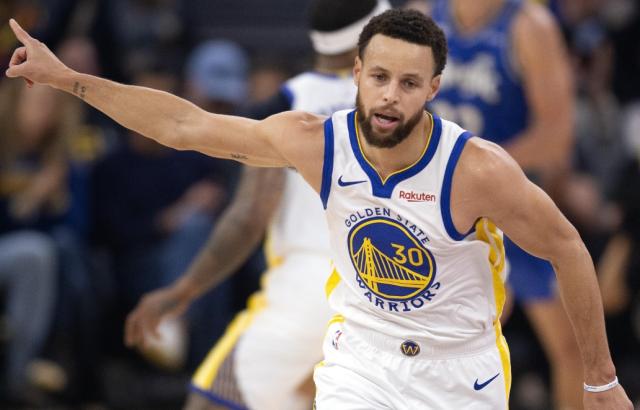 开云官网-库里过去三场场均38分 双库组合构建勇士未来根基